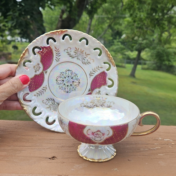 Royal Sealy Fine China Tea Cup & Saucer Iridescent Gold Burgundy & White - Picture 3 of 9